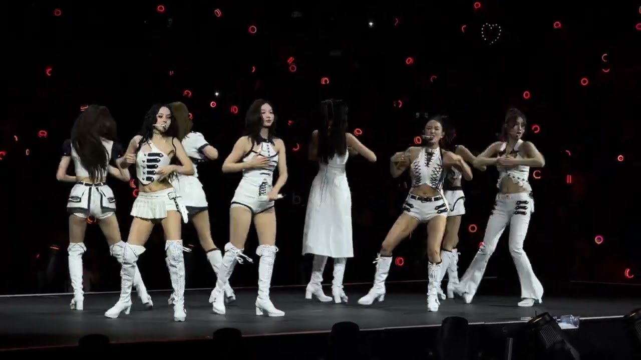 TWICE (SET ME FREE) “This Is For” 6th World Tour in Oakland Day 1 260117