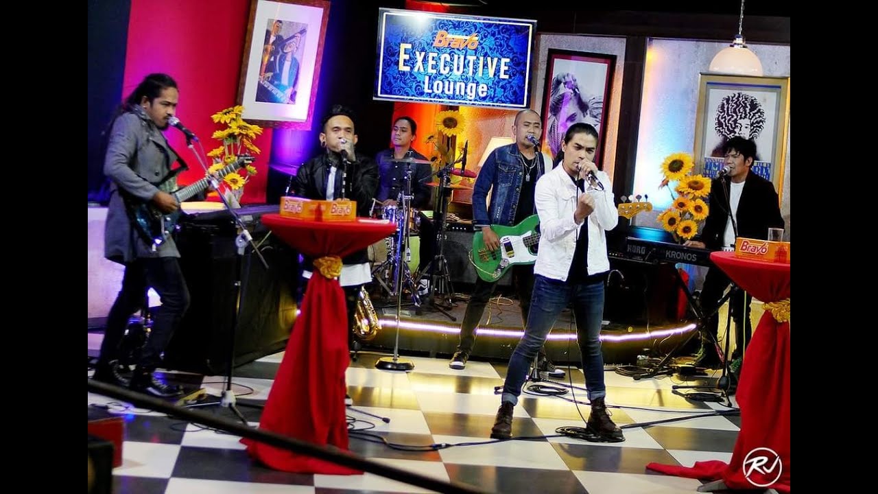AMAZING by Aerosmith (LOCKDOWN BAND COVER)