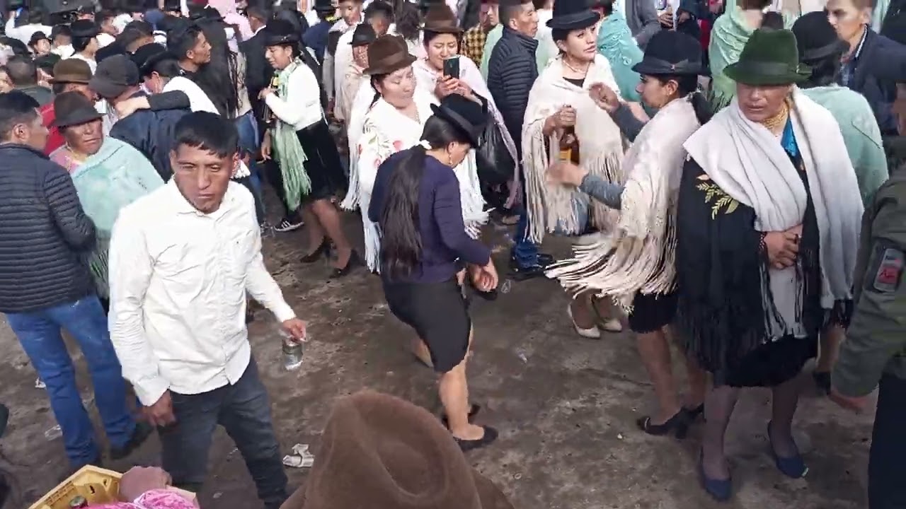 baile de zumbahau yanaturo .