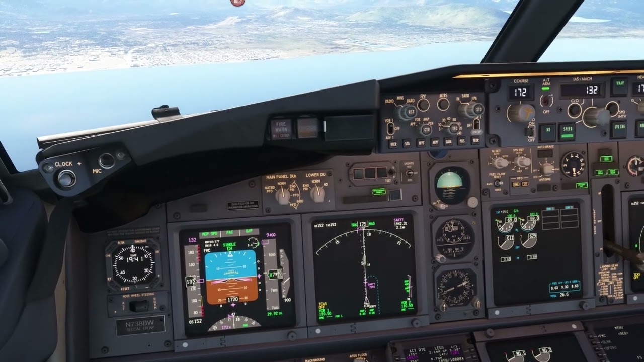 PMDG 737-800 Landing in KTVL
