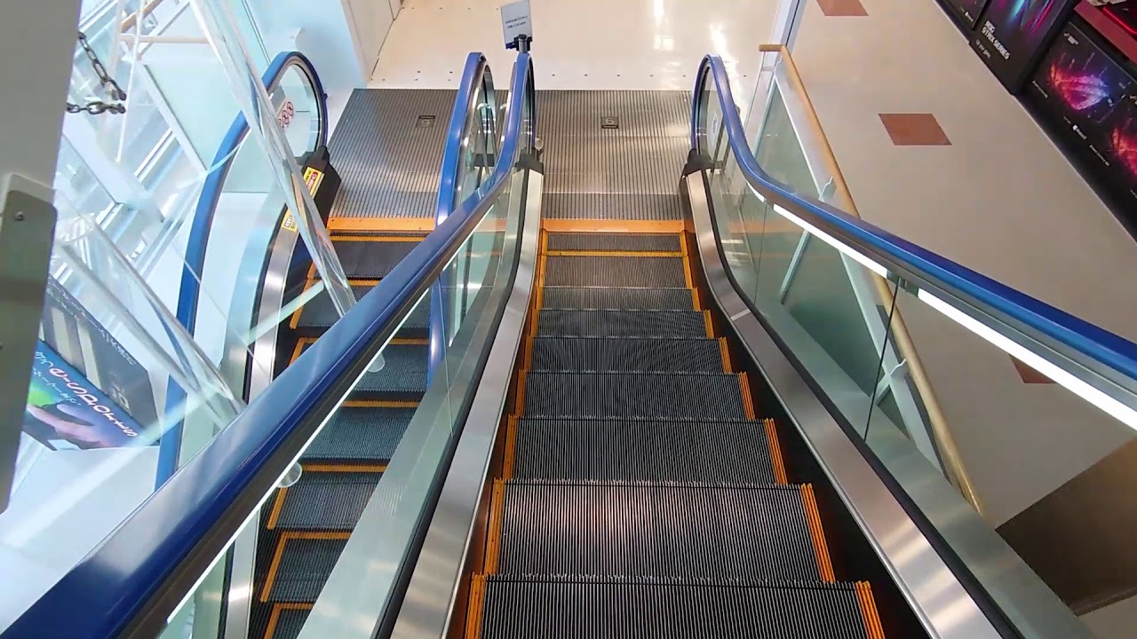 エディオン広島本店西館のエスカレーター10階から1階降り。＜東芝製＞edion hiroshima_honten【Toshiba Escalator】