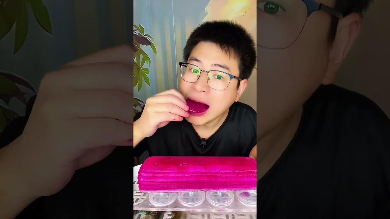 Title: Colorful Ice Man's Fish Tail, Crunchy Chewing Sound - Taste the Cold Adventure