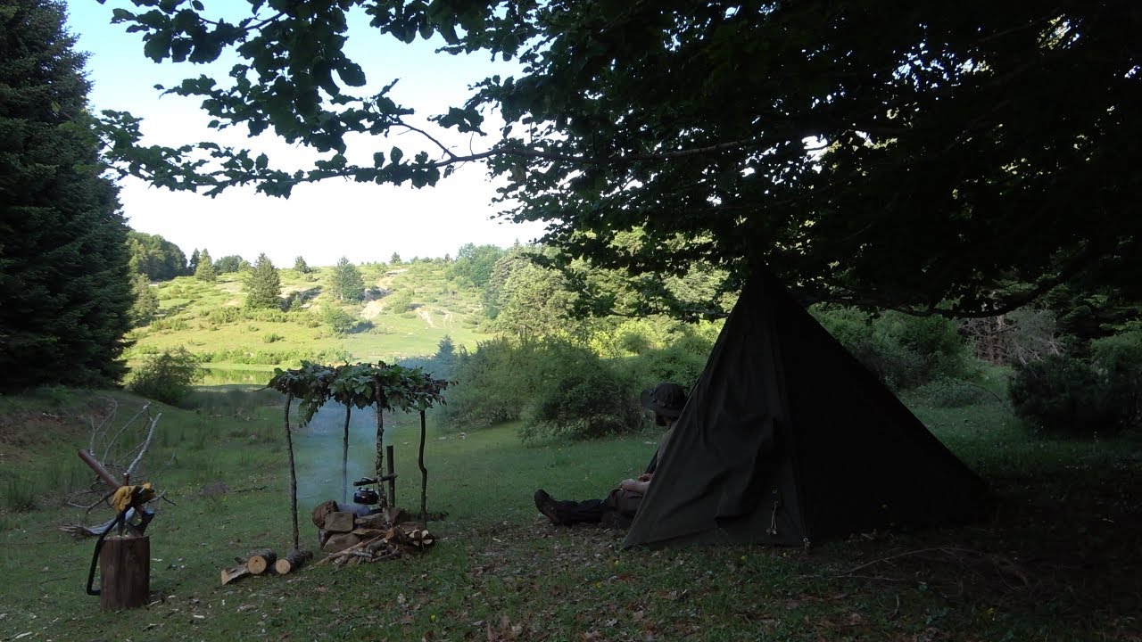 FIRST TIME OVERNIGHT WITH MY PUPPY ON THE MOUNTAIN OLYMPUS AT 1400 BUILD A FIRE PROTECTION ETC.