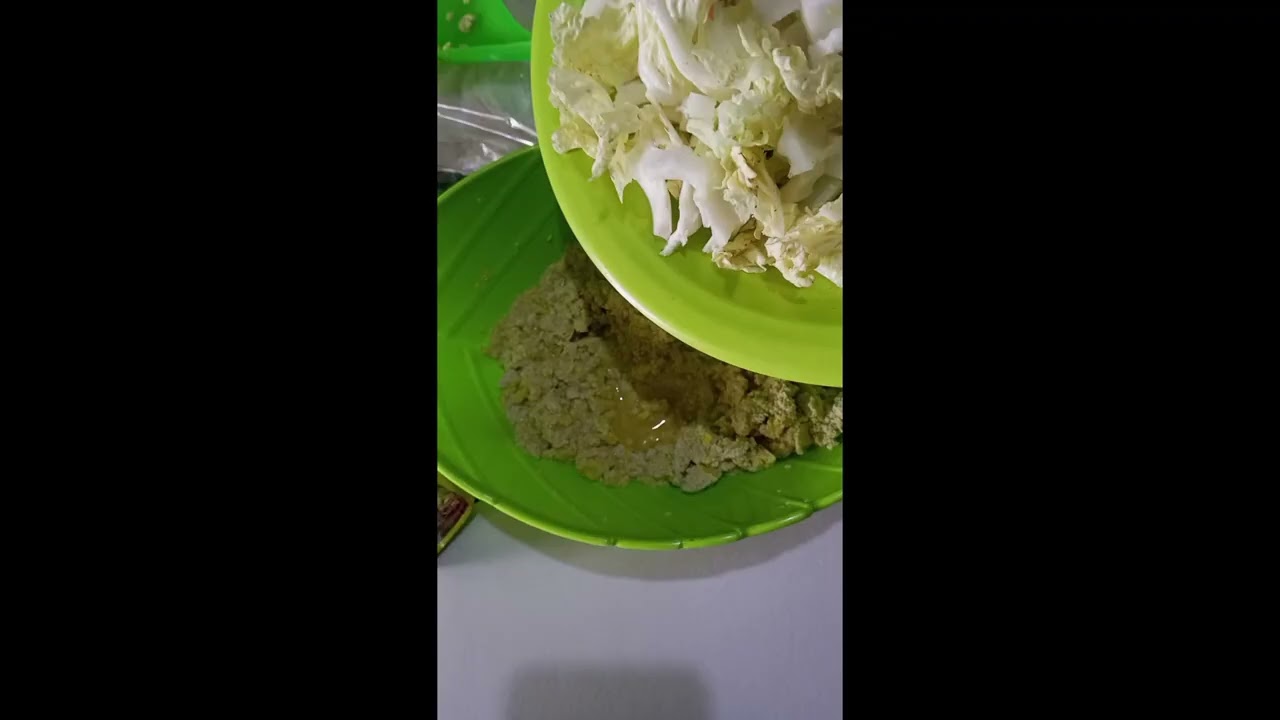 Tugas praktek IPS membuat lumpia