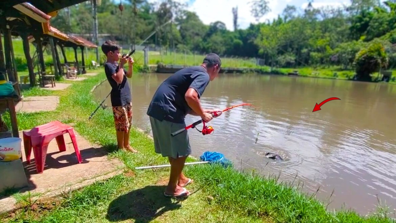 🎣 PESCA DE TAMBAQUI INSANO COM O MINI INSCRITO!😱 Teve Até Duble 🔥 Pesqueiro Brumado