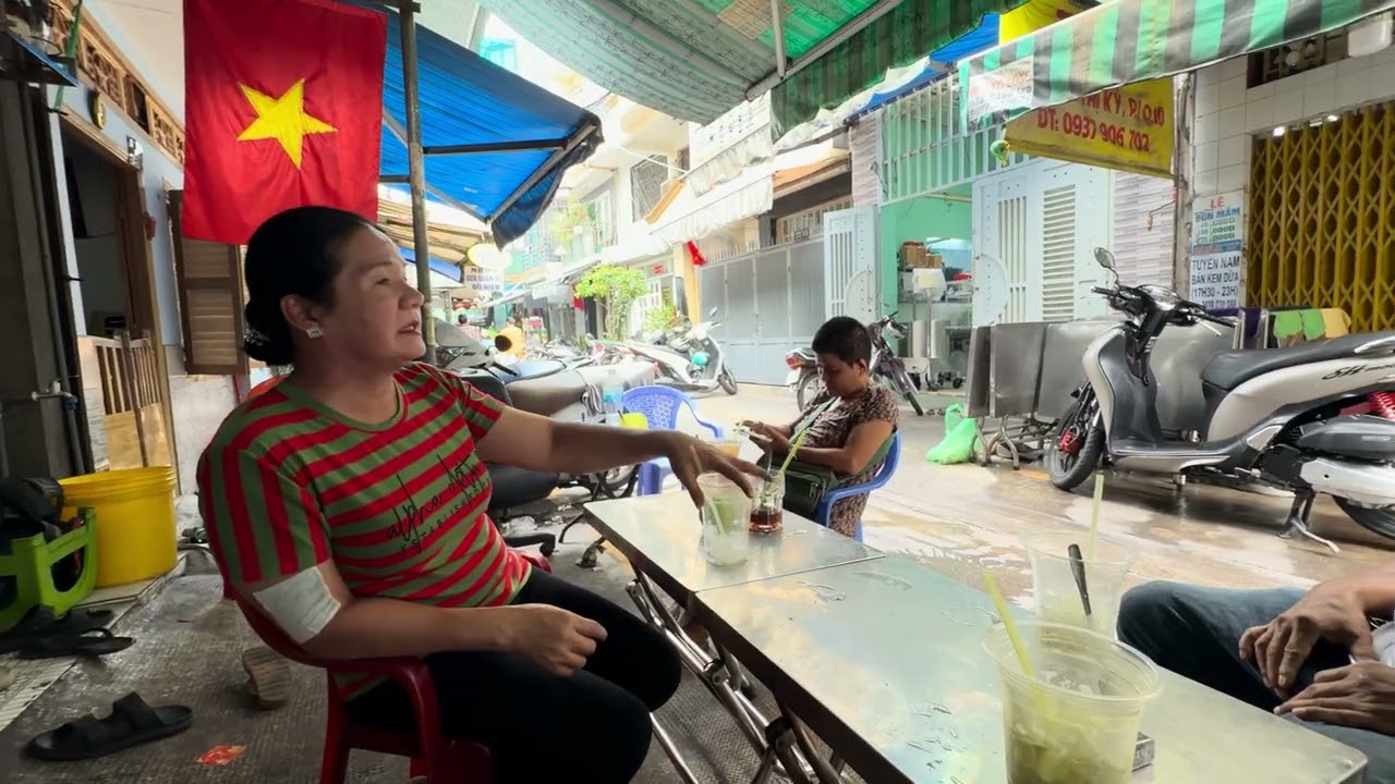 Thansk em gái Thái Phượng tặng tiền 1 triệu cho chị trang đi chùa vui vẻ 