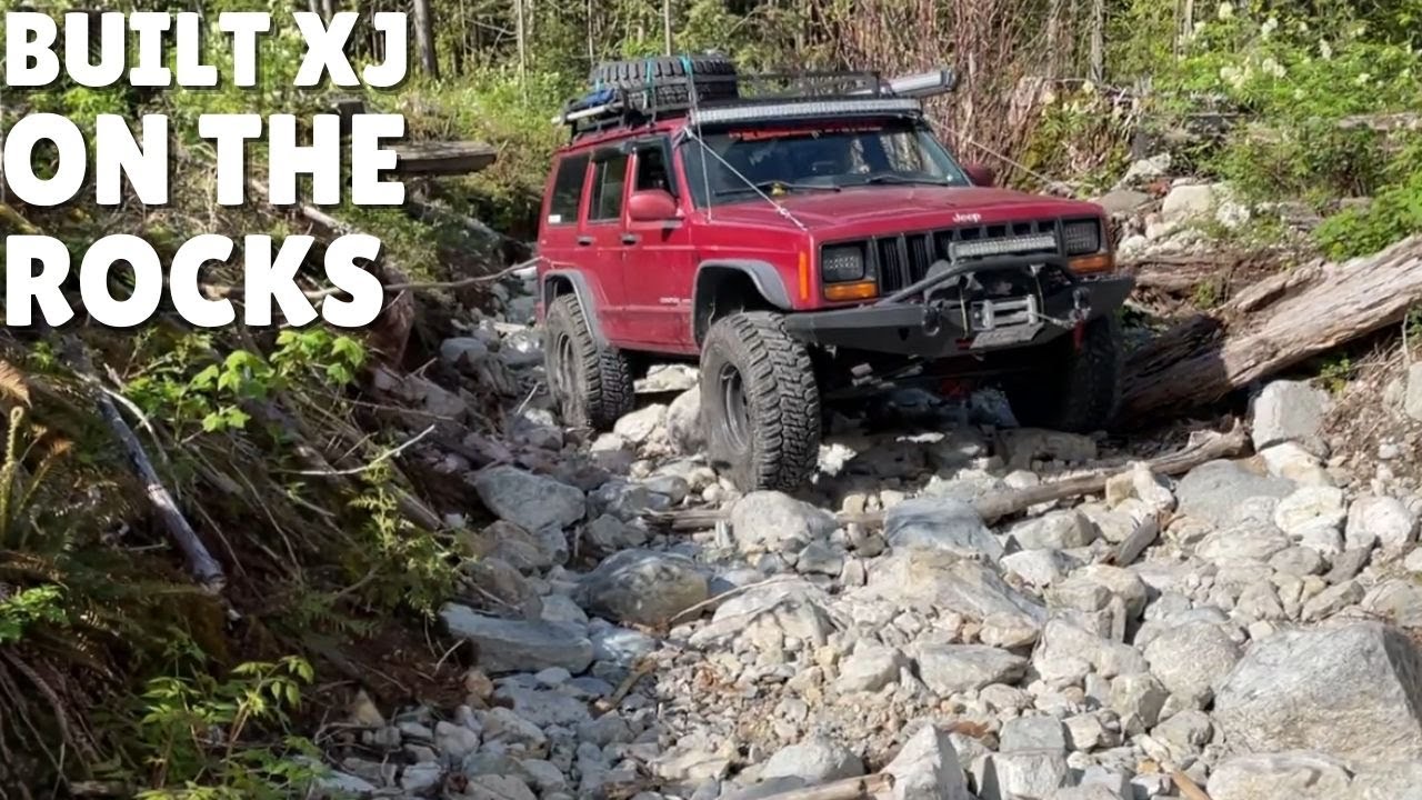 Built 99 Jeep Cherokee XJ Off Road | Up A Rocky Rock Bed | (Lifted on 33s)