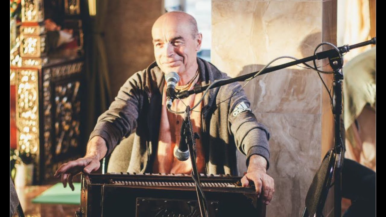 Ади Раса прабху | Adi Rasa prabhu | Kirtan Vladivostok 2022