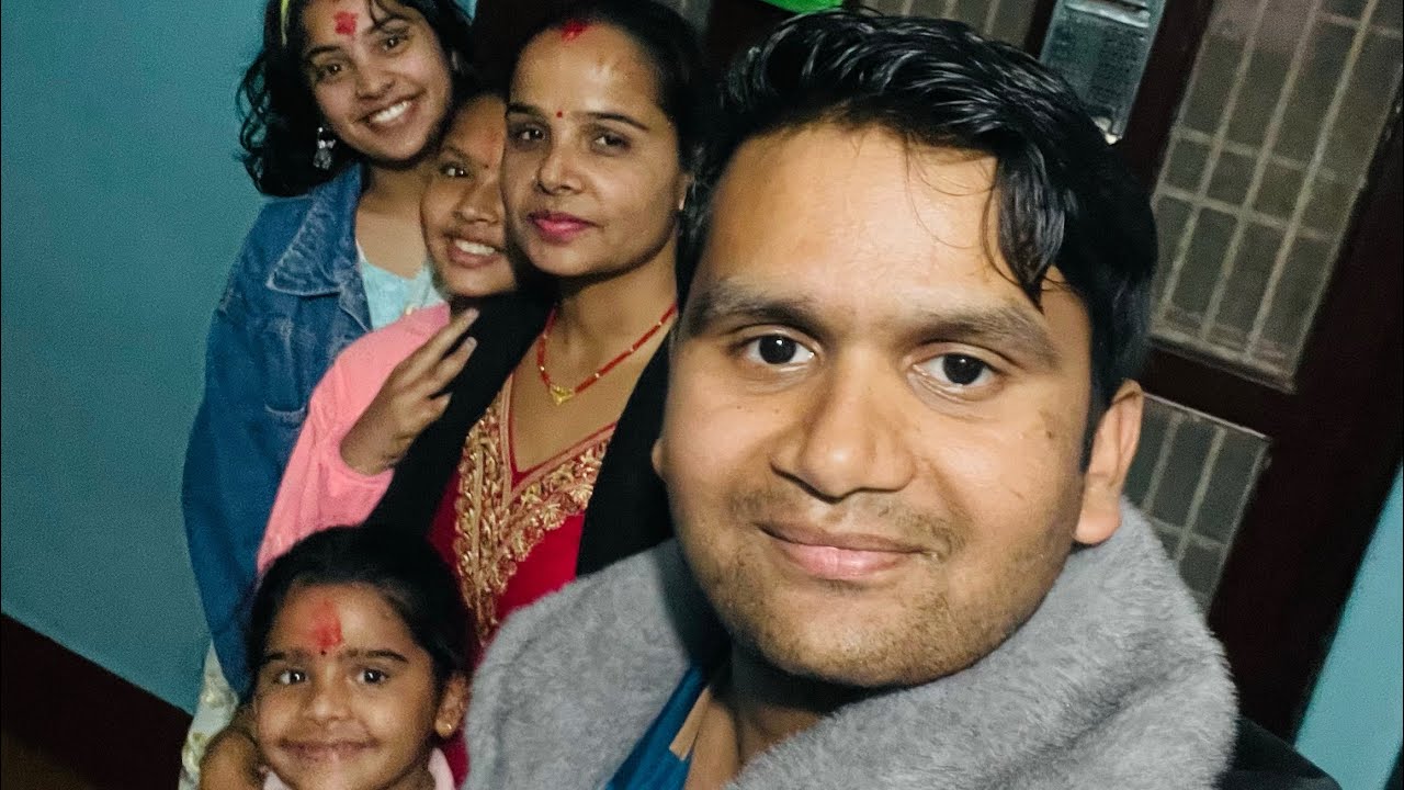 Aaj sivaratri ko din . Mira maiju ko ghar jerry and namkin pakaudai
