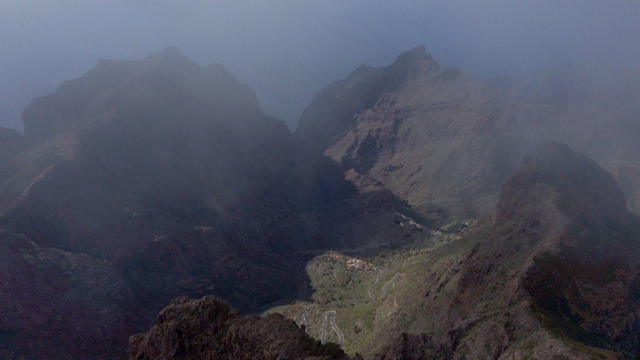 A Walk through the Macizo de Teno - Amazing Tenerife Landscapes