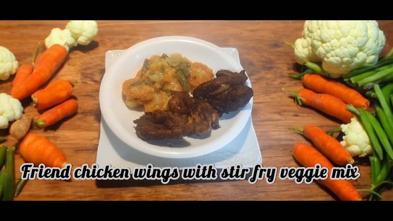 Fried Chicken Wings with Stir Fry Veggie Mix