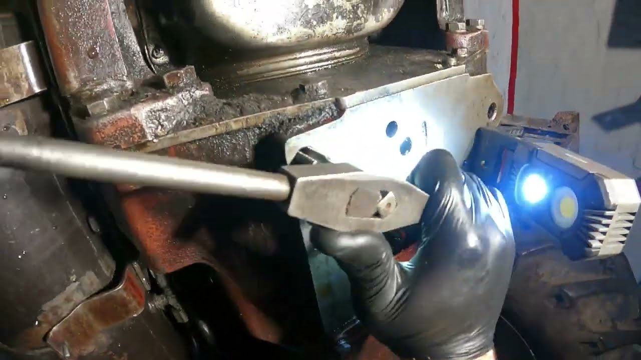 Z życia mechanika #318 ★Tulejowanie mostu Valmet ★Gwinty Belarus 