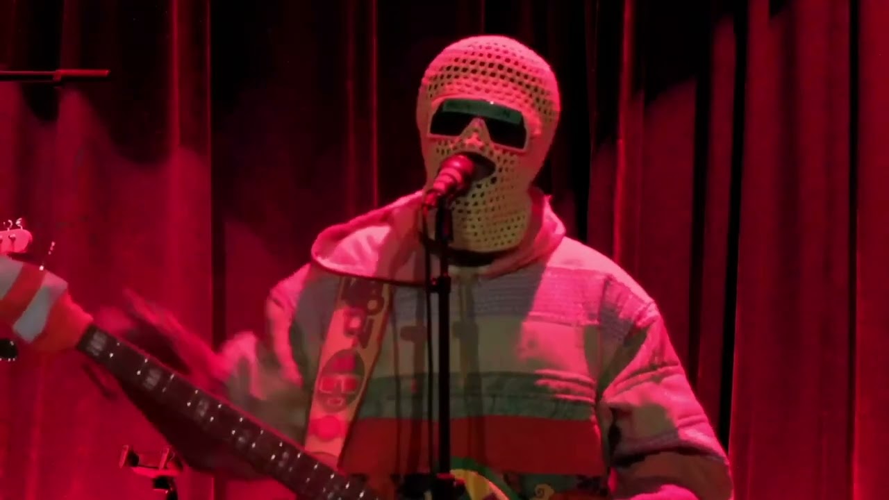 MONONEON... 