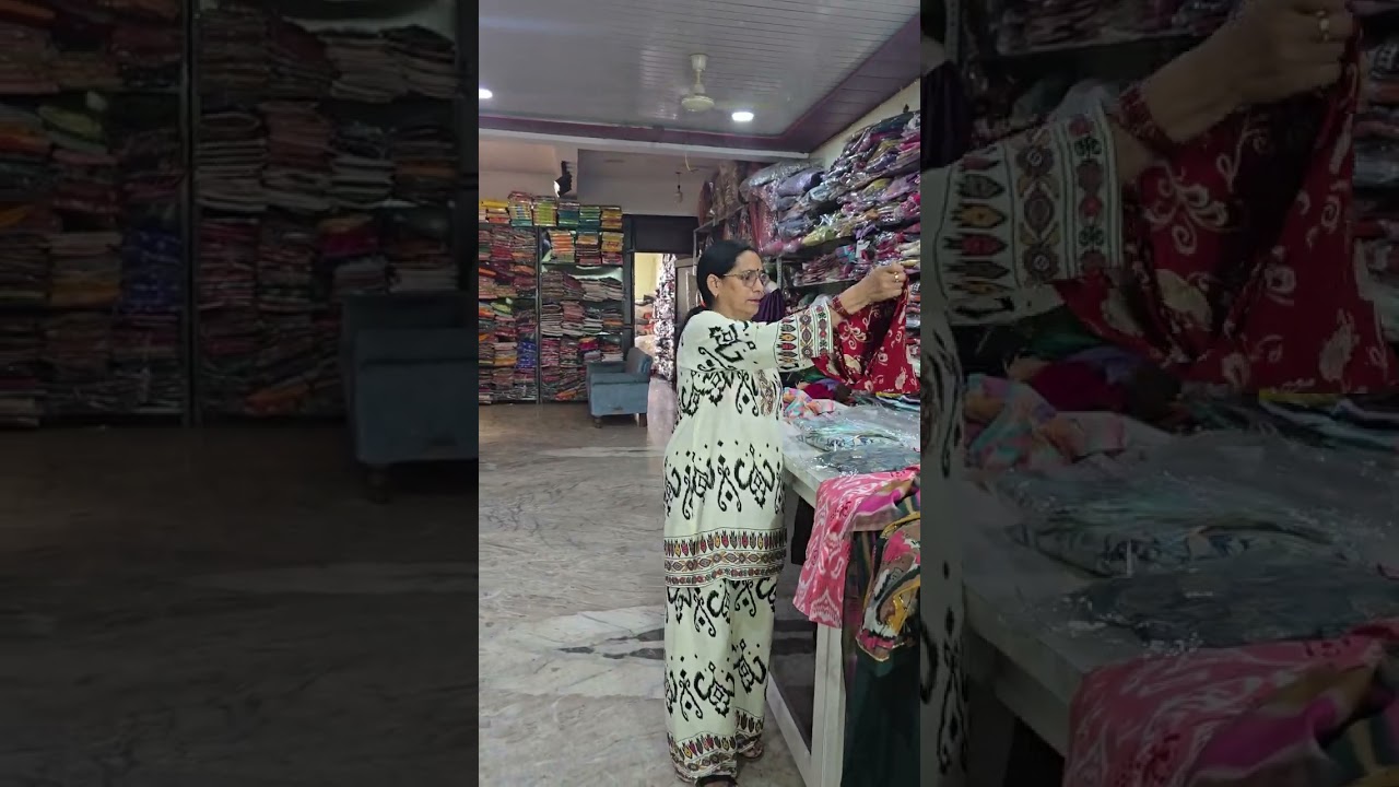 #हल्दानी# की इस दूकान मे बहुत सुंदर कलेक्शन 