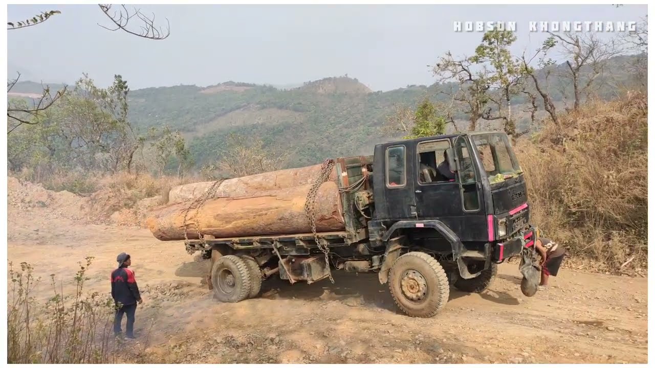 THE POWER OF ASHOK LEYLAND STALLION ( 4X4 ) FULLY LOADED CLIMBING UPHILL