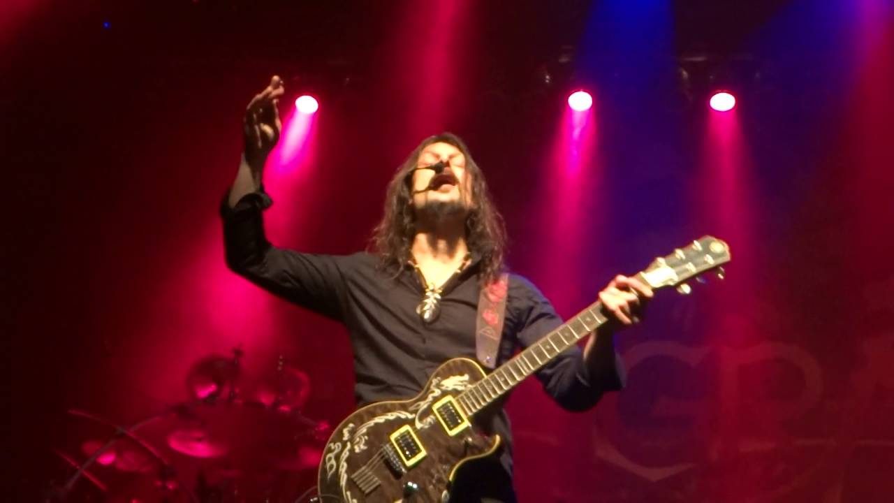 Angra Tom Brasil Holy Land 20 anos Deep Blue