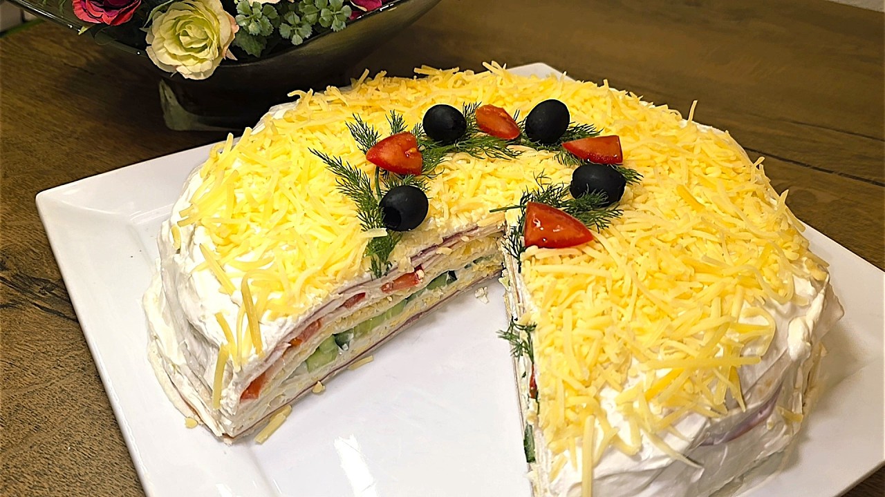 Этот закусочный торт из лаваша с ветчиной и сыром сметают со стола первым