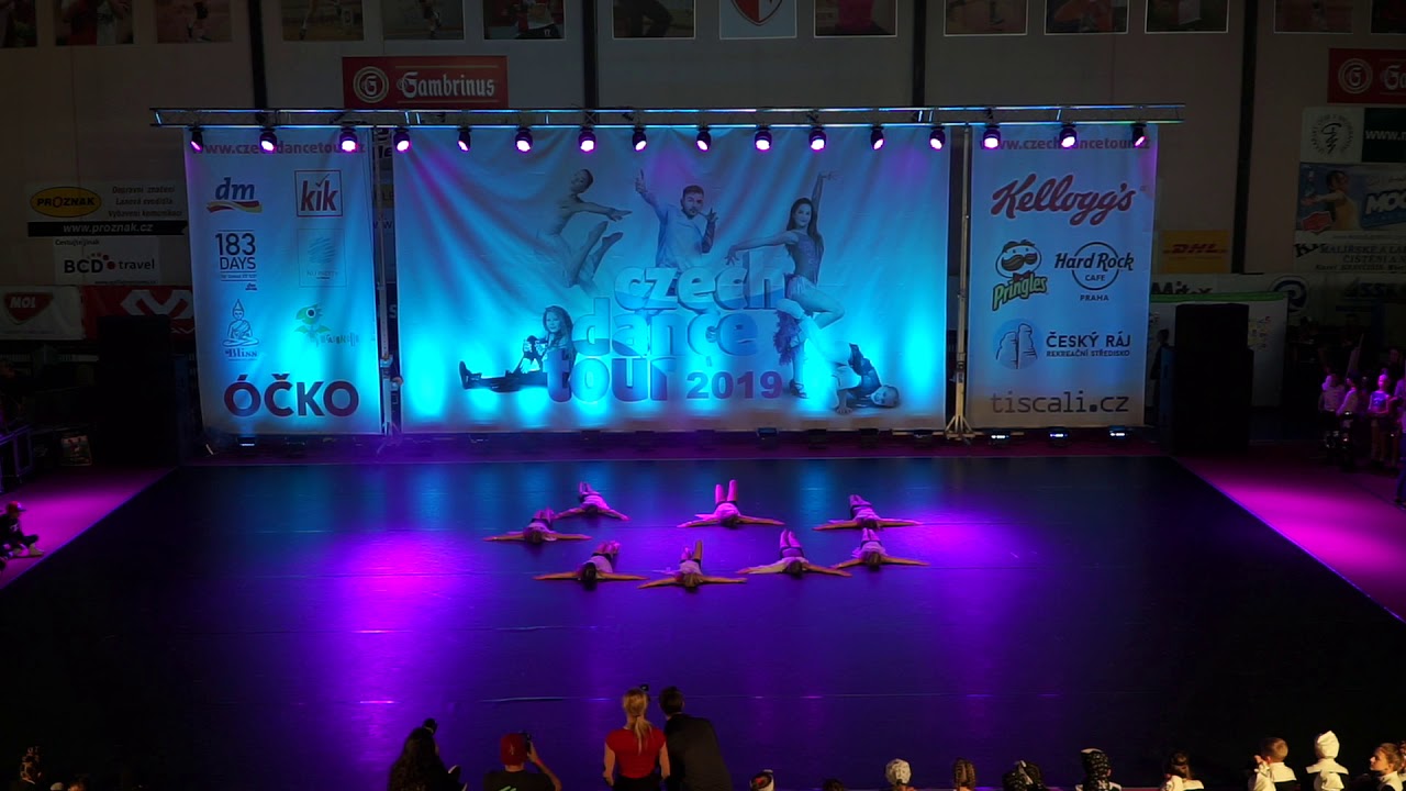 6. M-Dance - Náš příběh