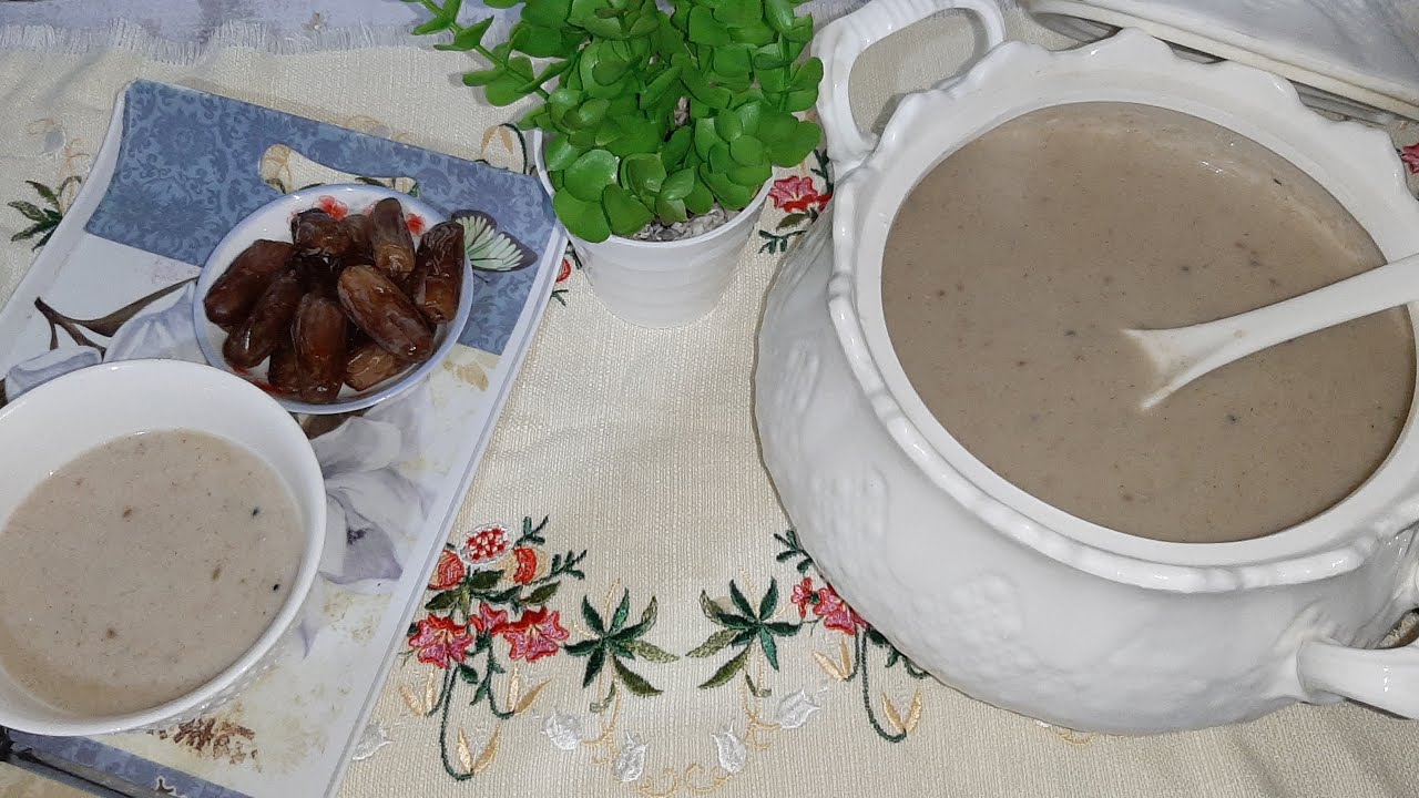 حساء دقيق الشعير صحية و لذييذة😋  وكتوجد في وقت قصيير