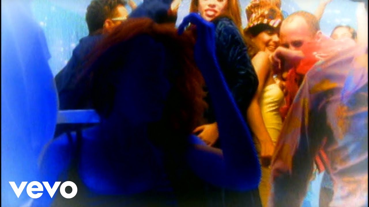 Gloria Estefan - Don't Let This Moment End