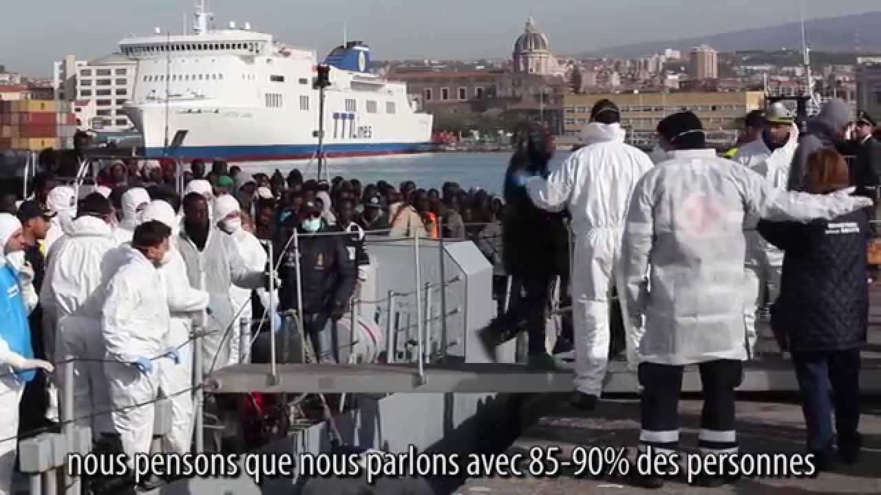 Migrants :  comment la Croix-Rouge travaille pour rétablir le lien familial