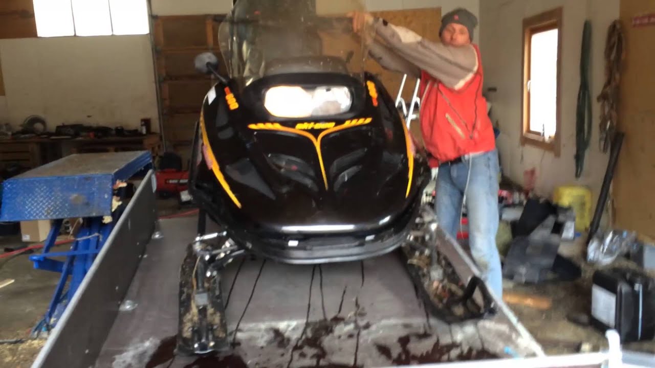 Hvordan låne snøscooter på Fjotland