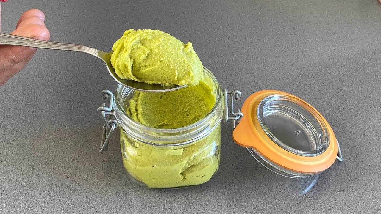 Pasta de Pistachos para Mousses, y Ganaches  /Pistachio Paste for Mousses, and Ganache