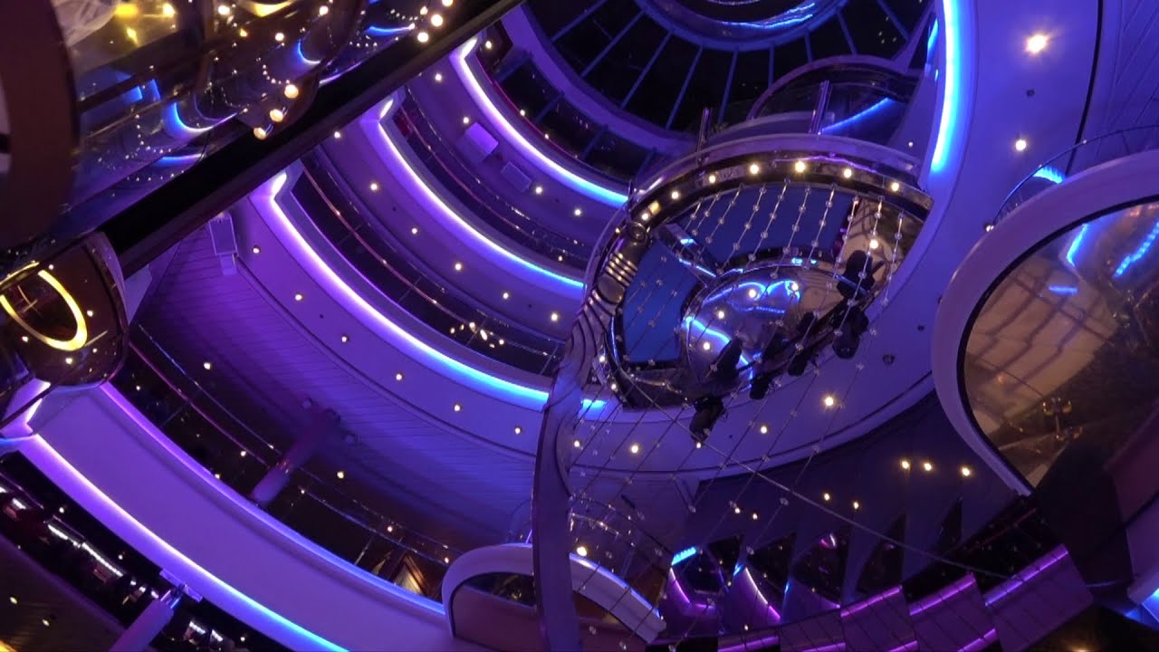 Empress of the Seas: Centrum Tour