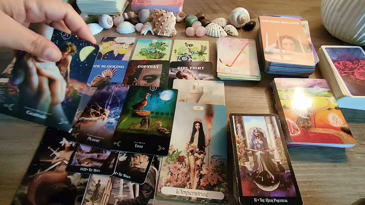 🔮✨ COME STA LUI CON LEI ORA? ⚡ECCO LA VERITÀ...🔥IL DESTINO KARMICO SI RIATTIVA🍀 #tarot 