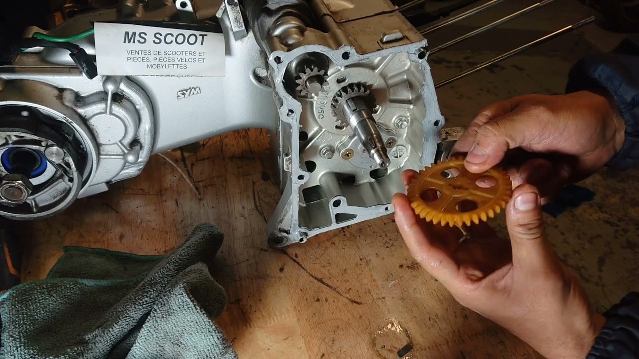 sym mio montage roulement de villebrequin avec cylindre piston