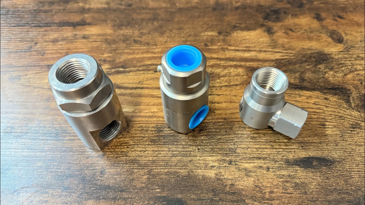 Pressure Washing & Softwash Hose Reel Swivels