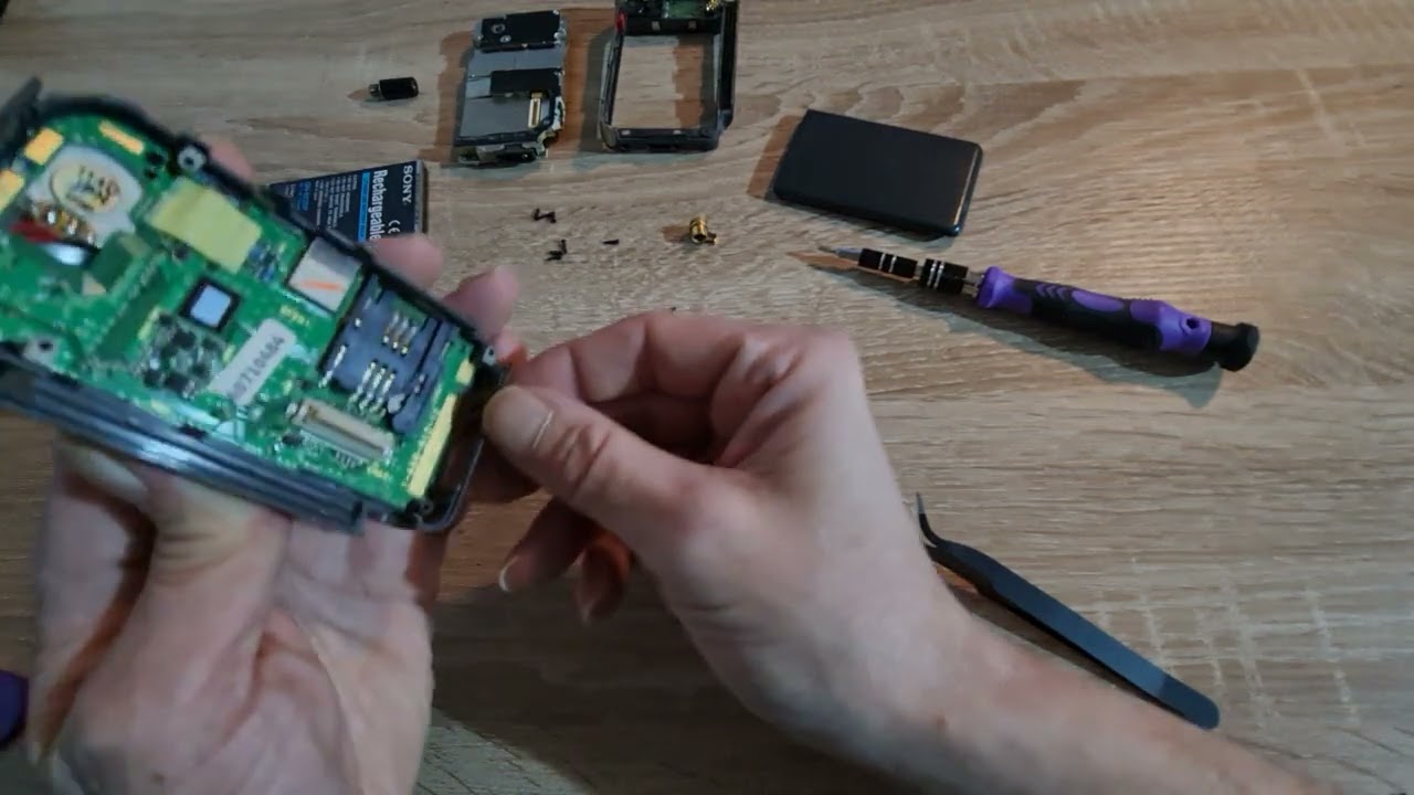 Sony CMD-Z1 inside Disassembly Teardown