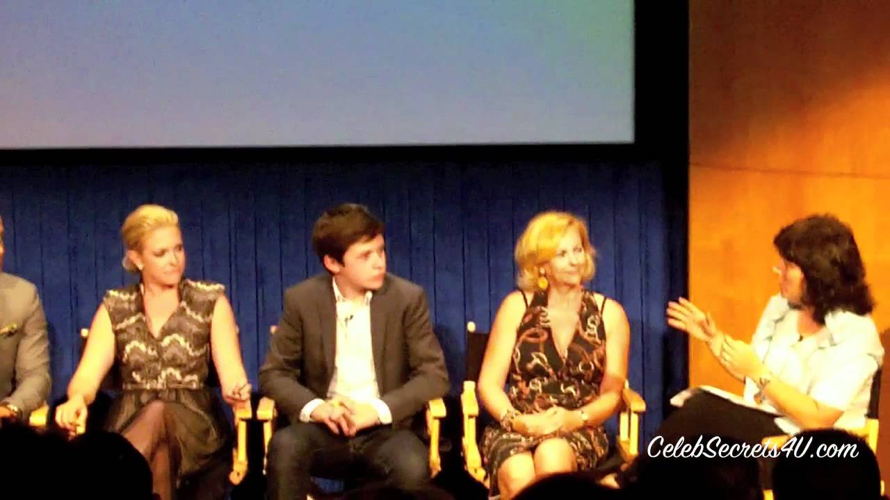 Melissa and Joey Q&A at Paley Center [Part 1]