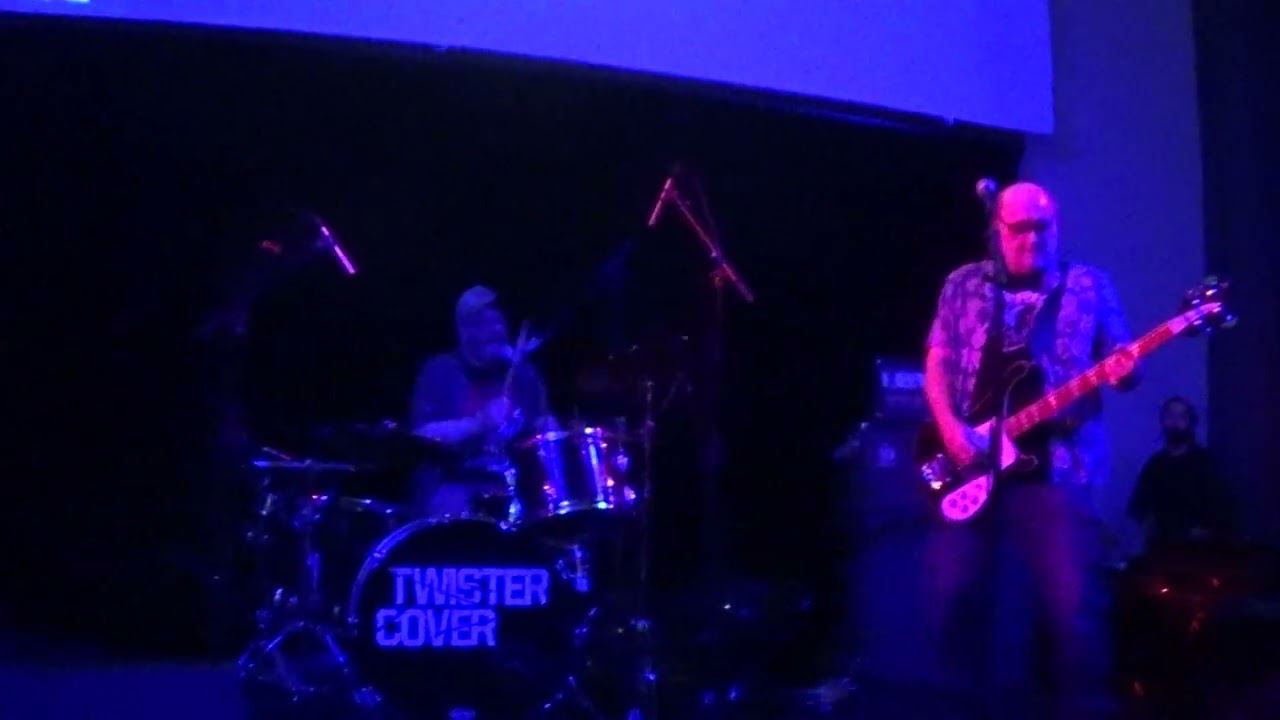 Twister Cover : Leave this meeting + Here comes the summer (The Undertones)