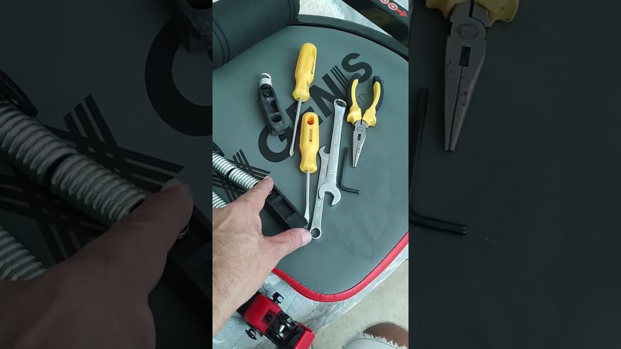AB MAX DA POLISHOP. AS MOLAS QUEBRARAM COM MENOS DE 4 MESES. ISSO É NORMAL??
