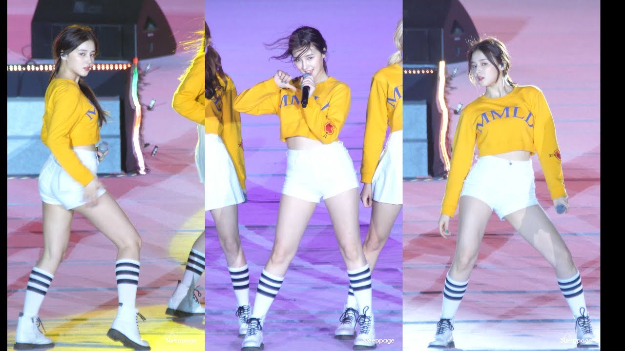 [4K] 180427 모모랜드 MOMOLAND 뿜뿜 BBOOM BBOOM 낸시 Nancy @ 경북도민체전 By Sleeppage