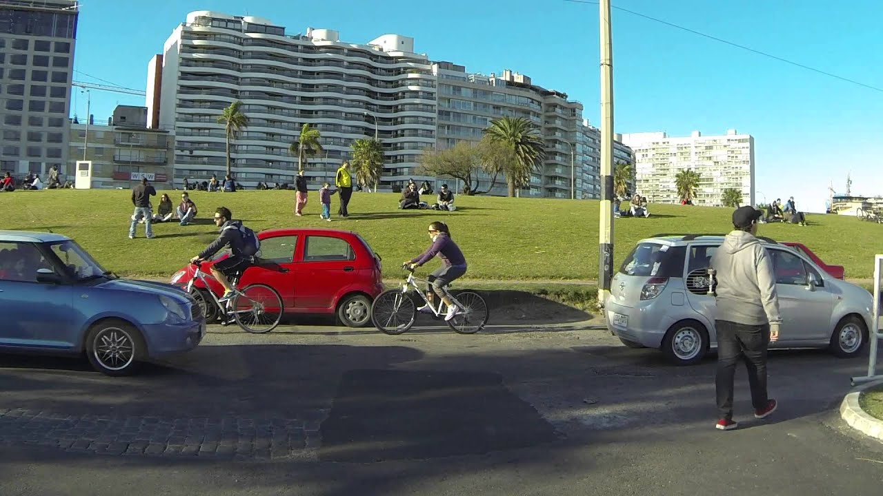 Montevideo Rambla sabado a la tarde!