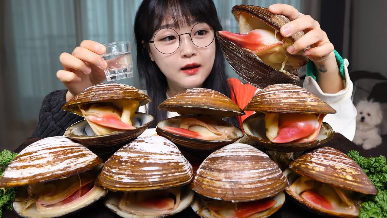 Моллюски на пару и корейский алкоголь (соджу) | Mukbang ASMR