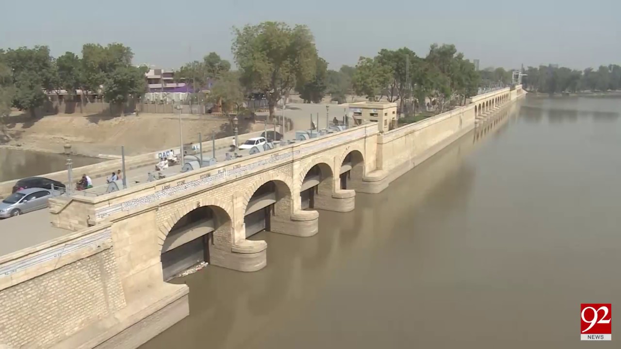 Sukkur Barrage, the pride of Pakistan's Irrigation system - 20 February 2018 - 92NewsHDPlus