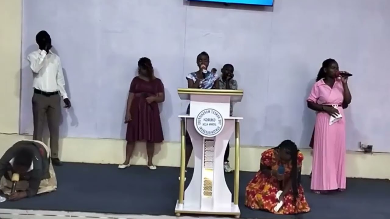 Beutiful moments in God's presence// sunday worship