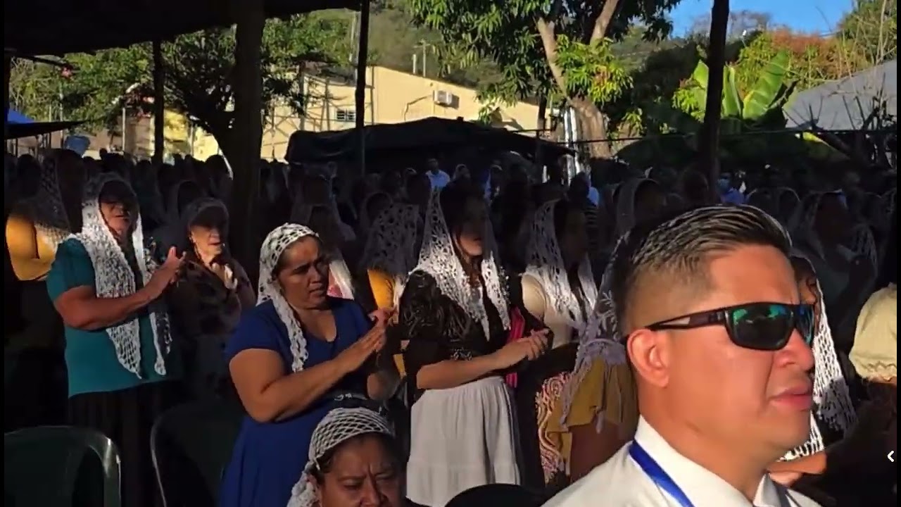 CONOZCO A UN HOMBRE DE PODER, FUERTE MAS QUE EL VIENTO 