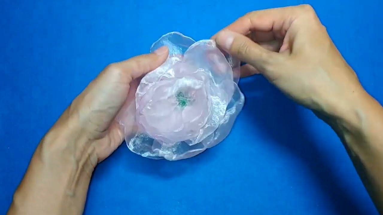 DIY large organza flower, easy tutorial. Easy craft, brooch. Just melting synthetic fabric