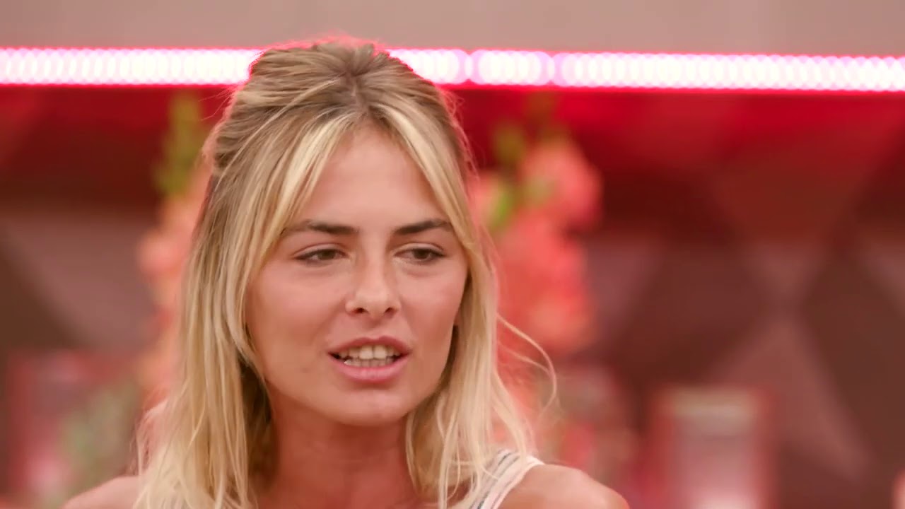 Η Χριστίνα συγκινεί με την ιστορία της| The Bachelor Επ.14🌹