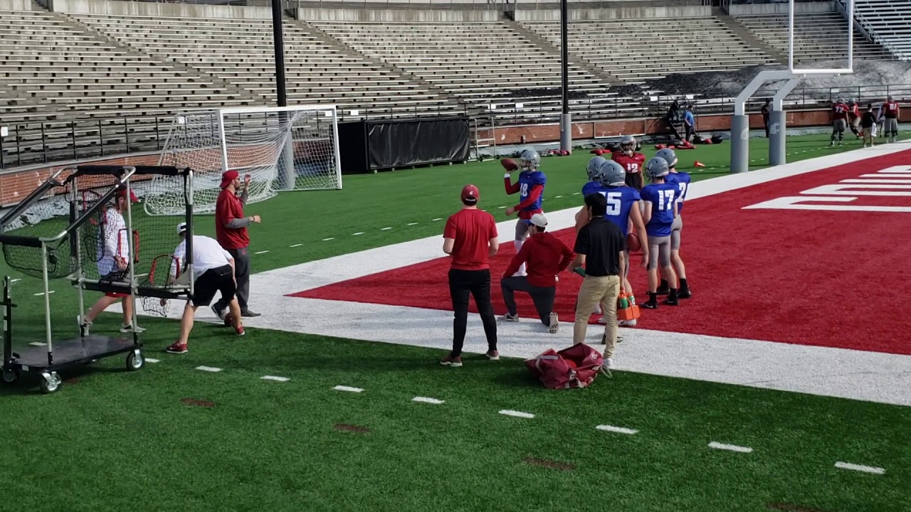 Dezmon Patmon makes a cameo at QB