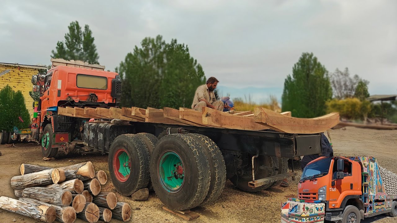 Is This a Boat or a Truck?! 😳 Pakistani Mechanics Surprise the World