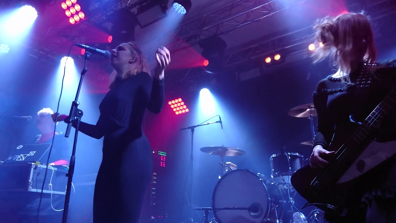 Kaelan Mikla Glimmer & aska, live at Slaktkyrkan, Stockholm, Sweden Feb 24th 2018