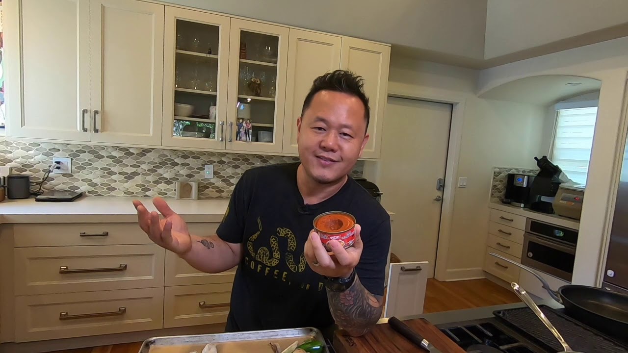 Thai Cooking Class - Curry, Satay, Peanut Sauce, Tom Yum & Tom Kha soups | Jet Tila Official