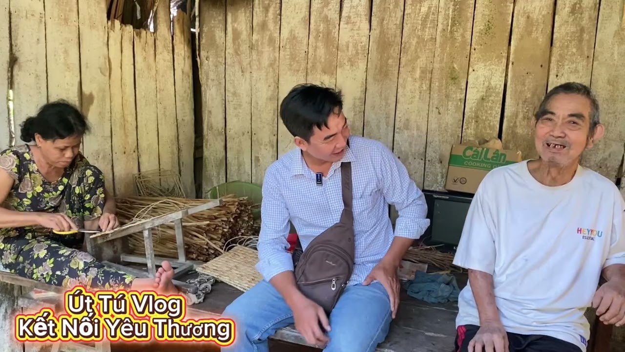 Thay Mặt Tấm Lòng Của Chú Hoàng Ở Hoa Kỳ Gửi Tặng số Tiền Cho Cô Chối,Anh Nghĩa,Chú Hai ,Chú Ninh 
