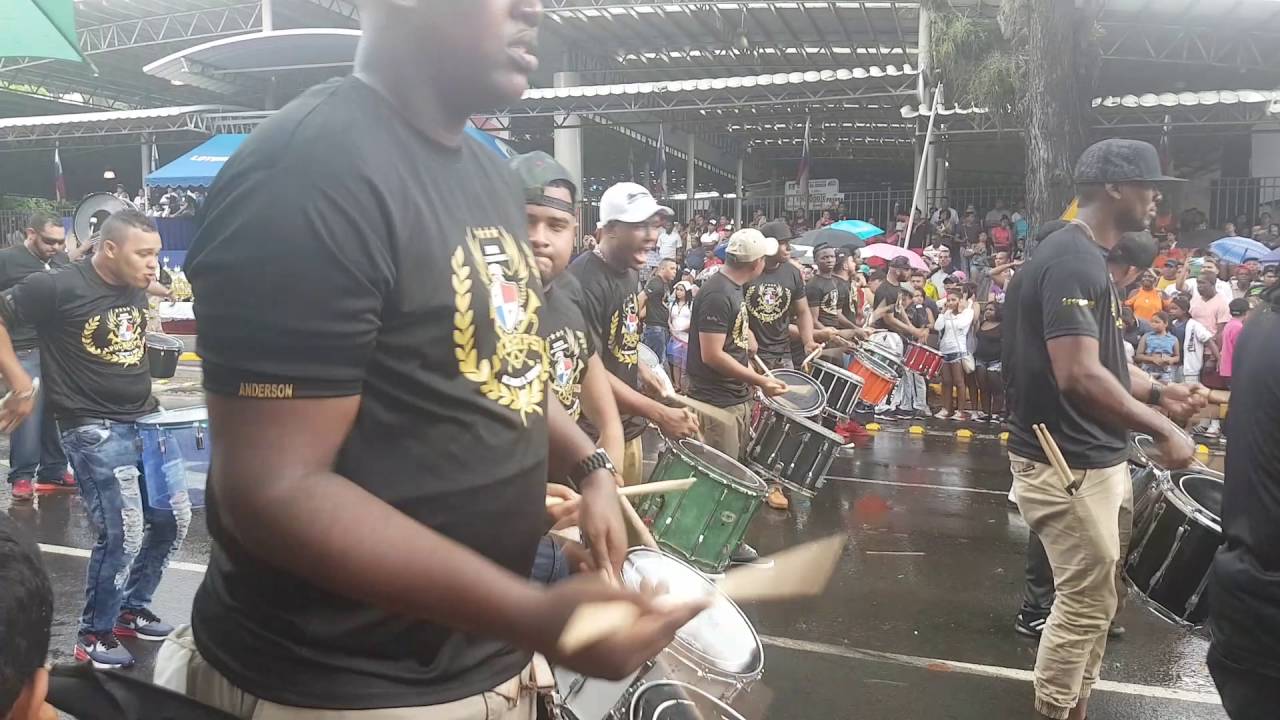Banda Apoclipsis de Colon, Desfile de la Loteria   23/10/2016