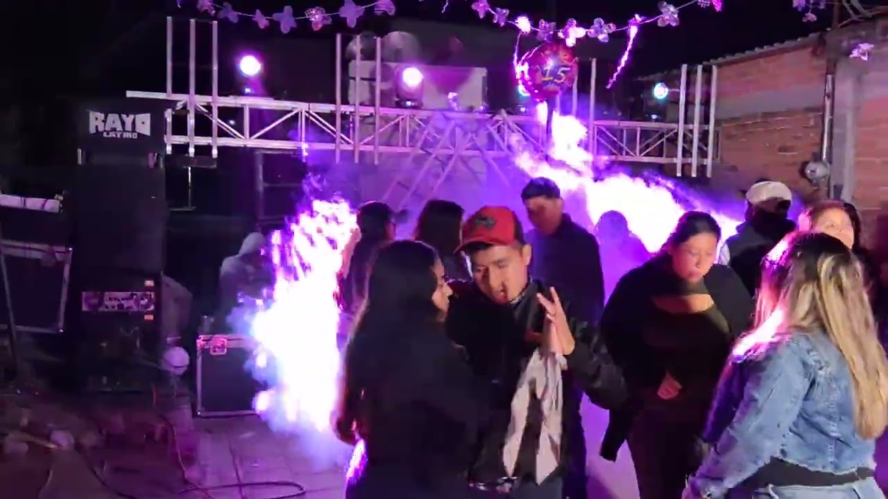 SONIDO RAYO ⚡️ LATINO  DE FERMIN PEREZ BAILANDO HUAPANGO